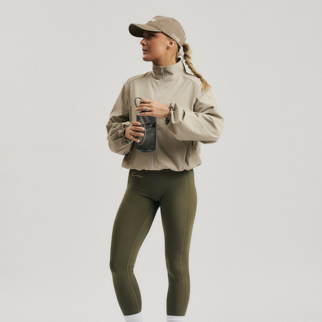 Active Cuera Short Jacket - Taupe